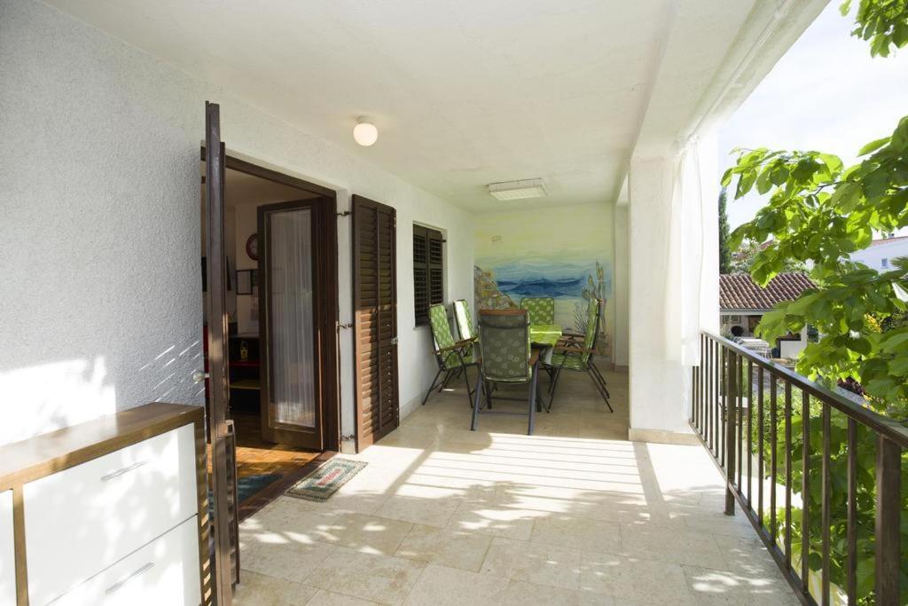 Apartman Laurus Malinska Kültér fotó
