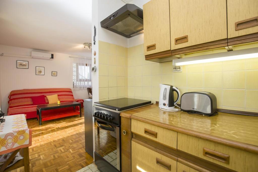 Apartman Laurus Malinska Kültér fotó