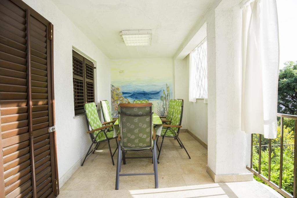 Apartman Laurus Malinska Kültér fotó
